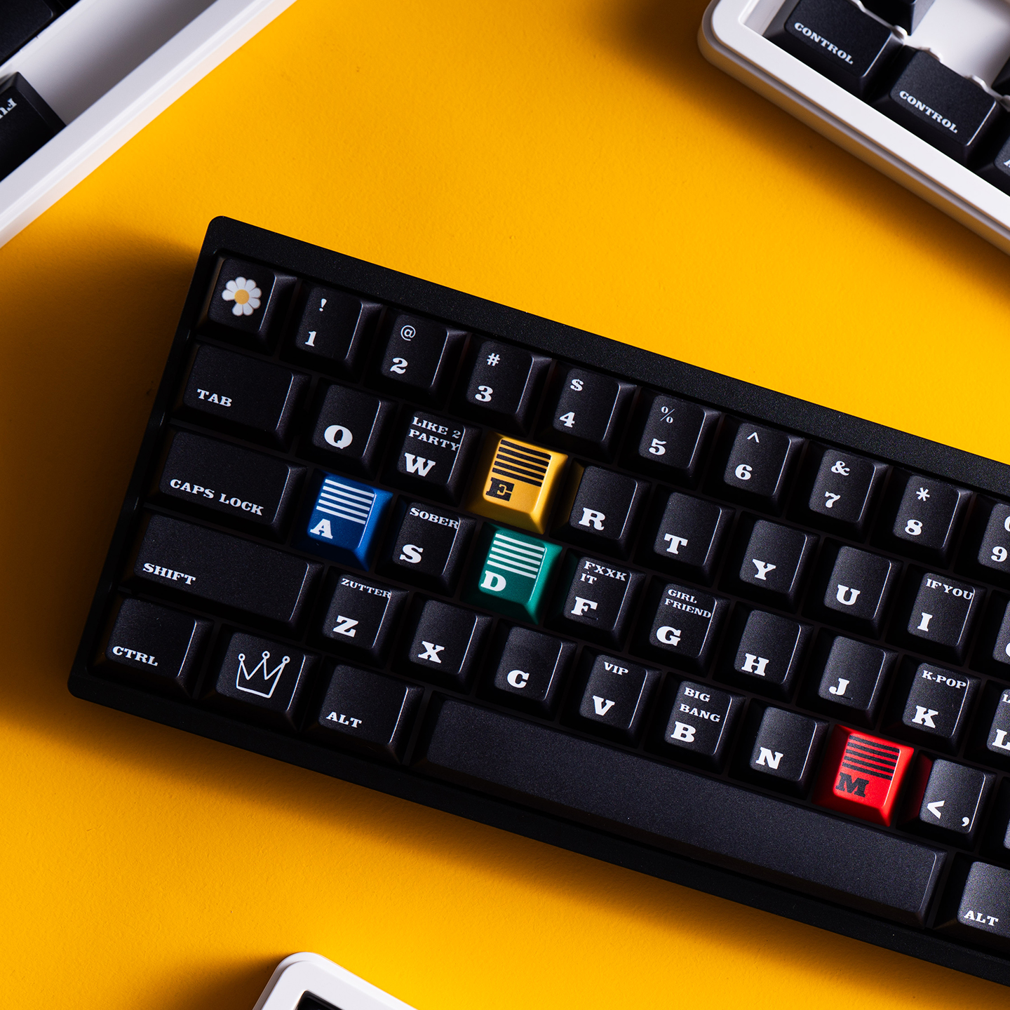 Keyboard Gaming Black - คีย์แคป FBB สีดำ 145 ปุ่ม PBT